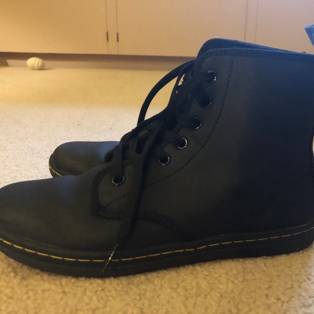 Doc Martens Shoreditch Boots